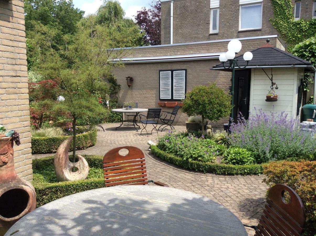 De Aremberg Bed & Breakfast Waalre Bagian luar foto