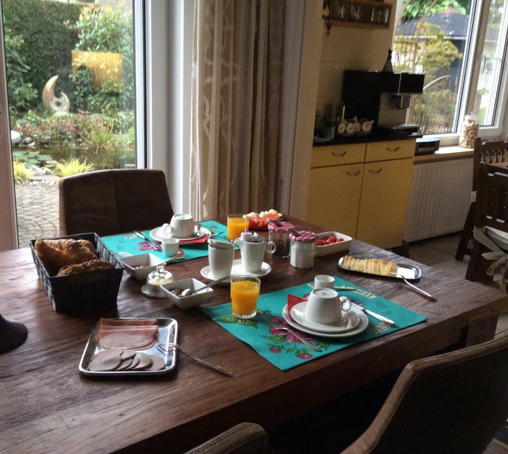 De Aremberg Bed & Breakfast Waalre Bagian luar foto